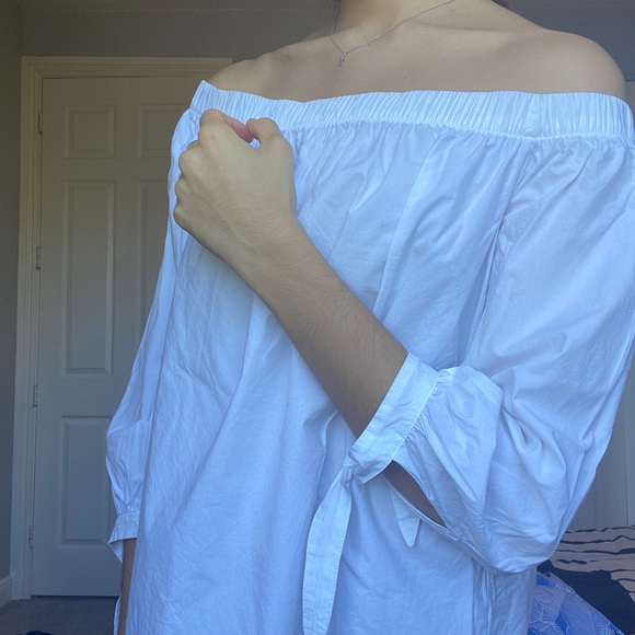 Abercrombie Off the shoulder blouse - Picture 1 of 4